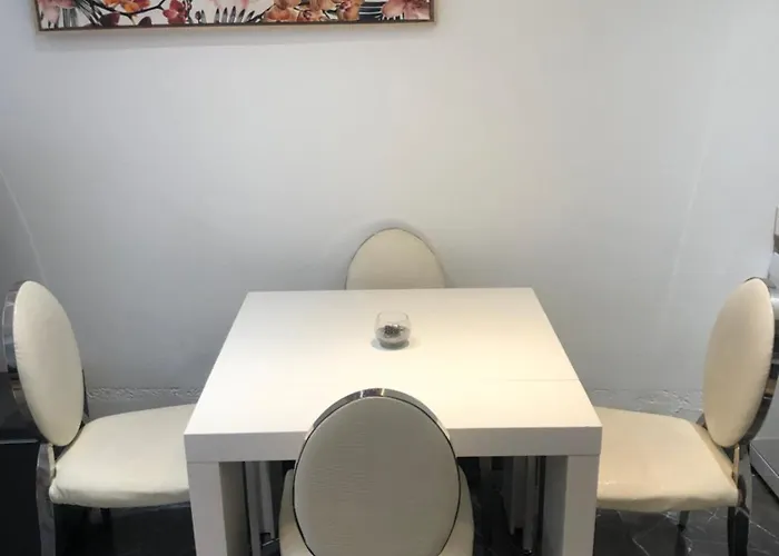 Daire 3 Pieces 2 Sdb Centre De *